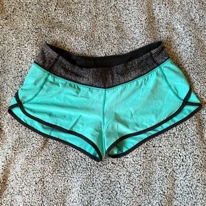 Lululemon Run: Speed Short *4-way Stretch Breeze Tofino Teal Size 8